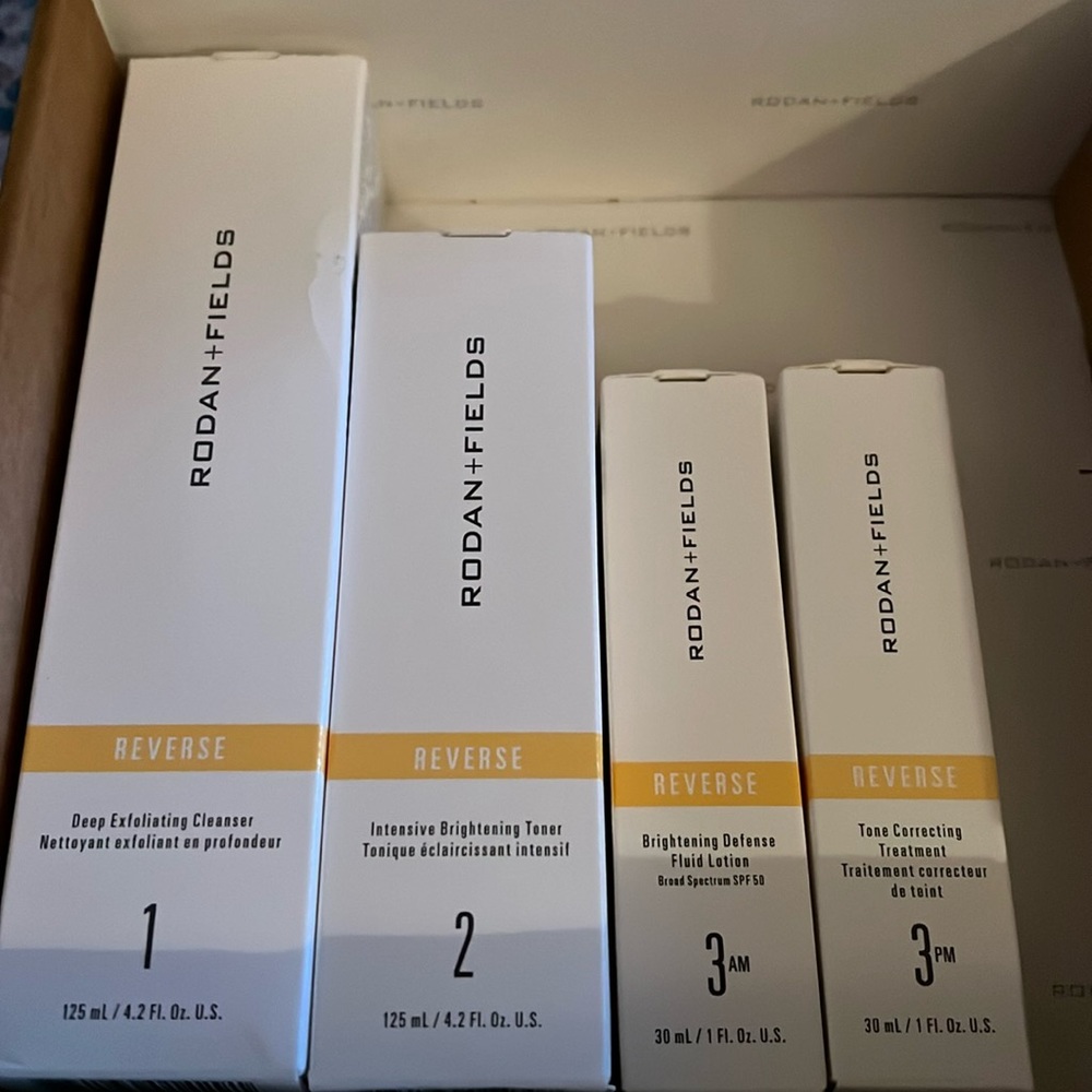 Brand new in box. Rodan and Fields Reverse Regimen.